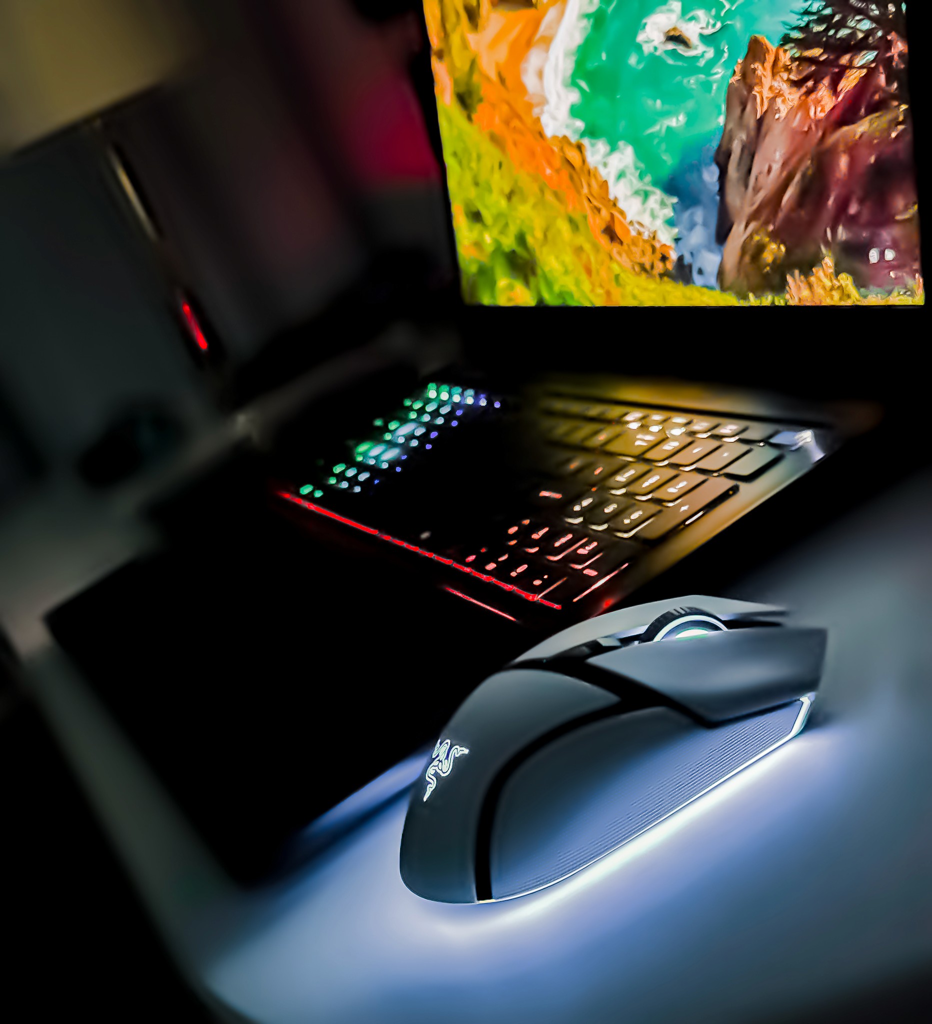 Picture of two aluminum cans