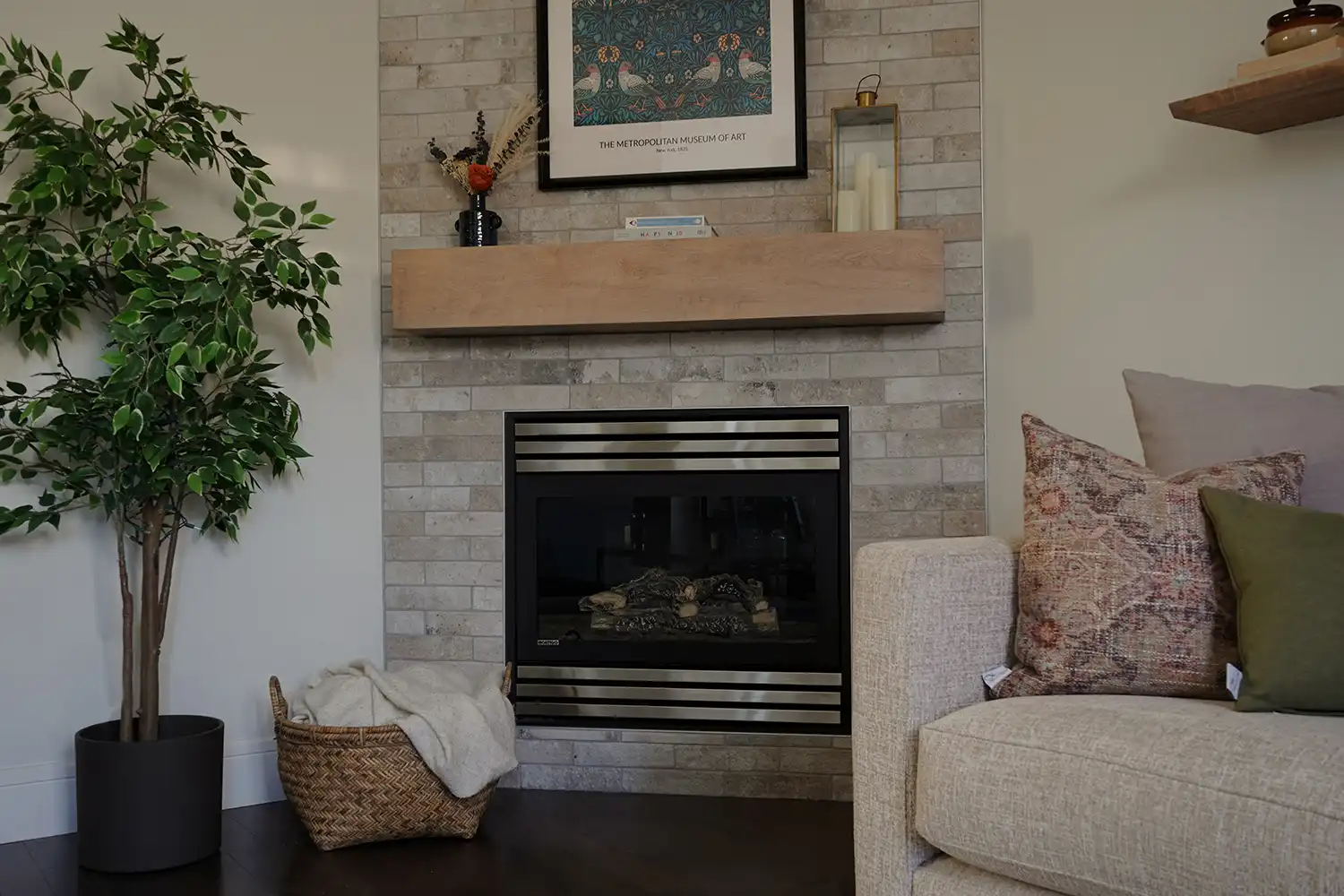 Warm, elegantly styled interior space by The Simone Co.