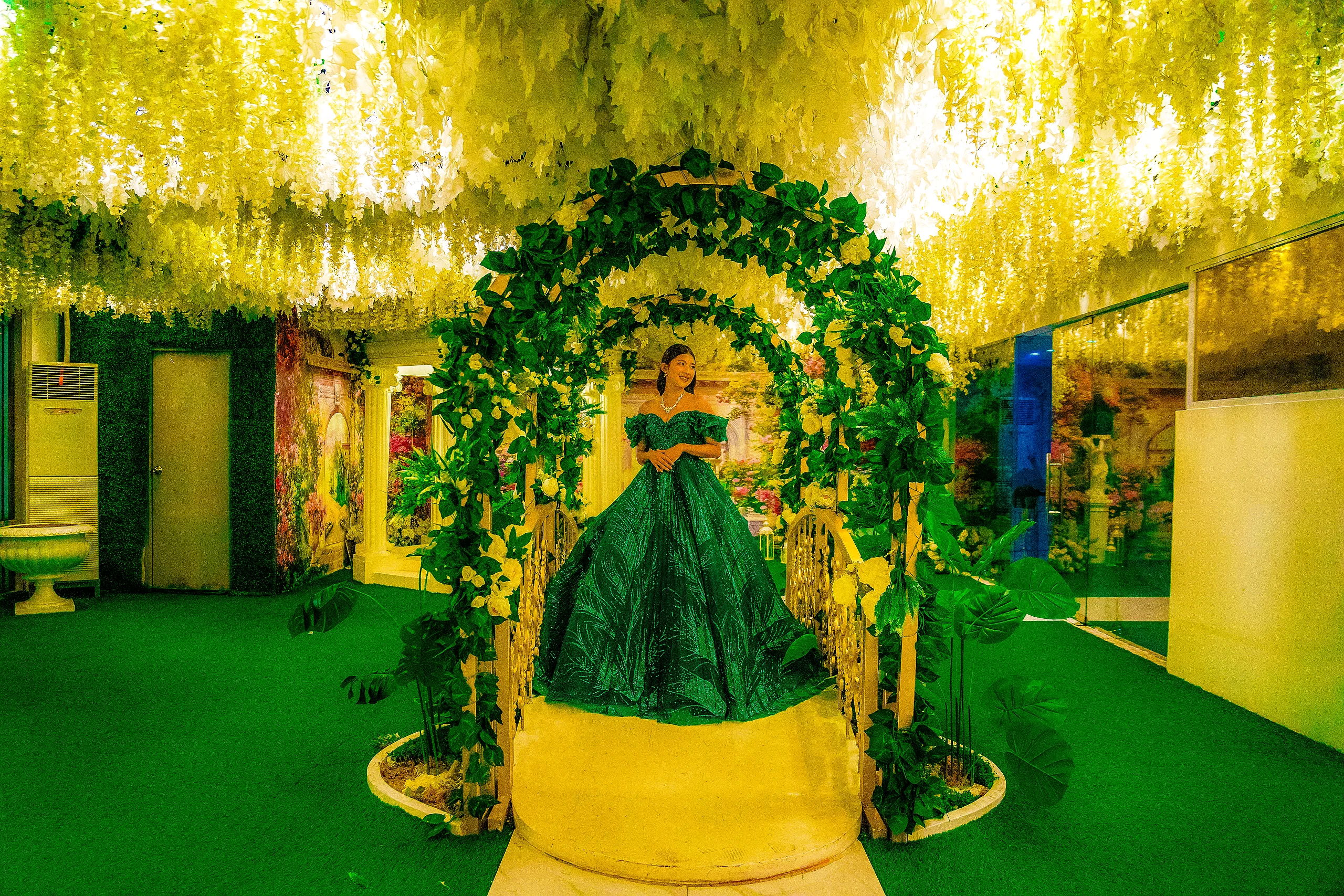 All-In vs À-la-Carte Wedding Packages: Which Is Cheaper?