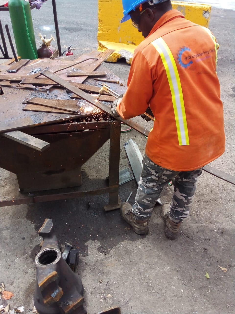 Website wireframe layout featuring sections for a high-converting heading, features, review, FAQ, and call-to-action. Minimalist design with placeholder images and text emphasizes clean, organized structure for user engagement