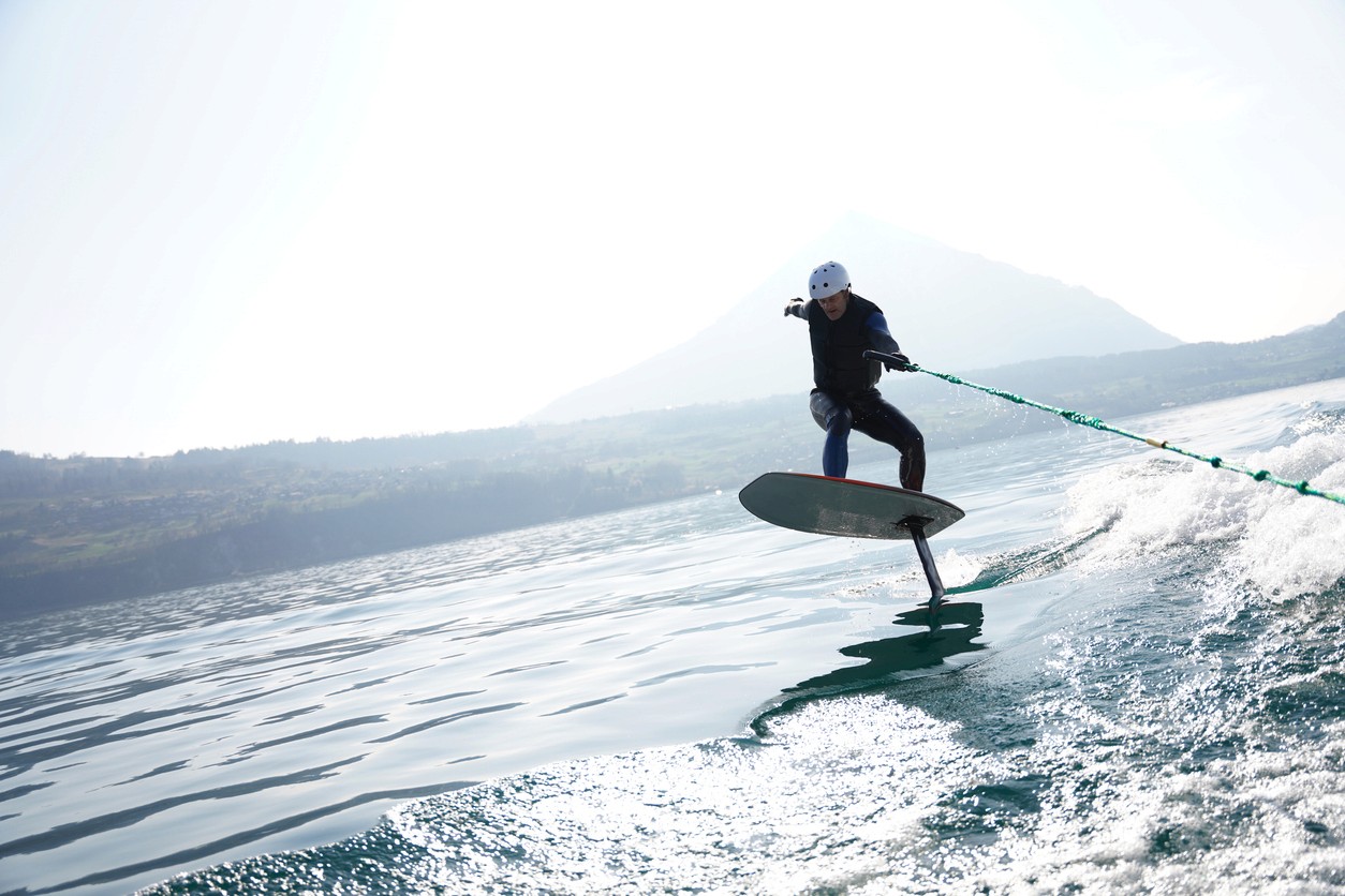 Wassersport beim Surfen