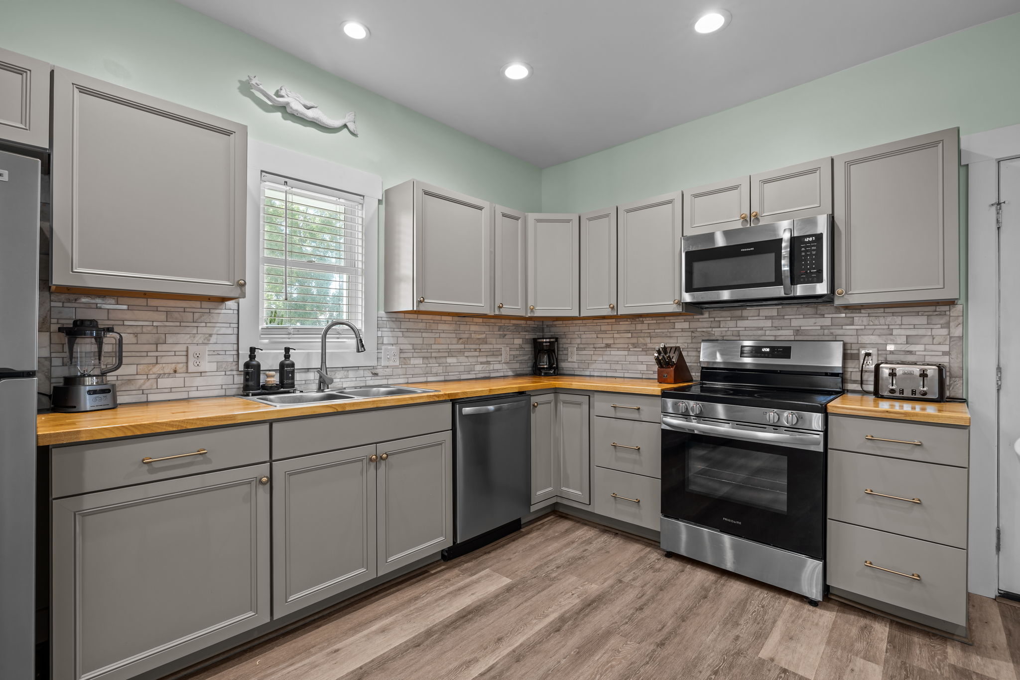 Calicobay cottages, airbnb in downtown morehead city