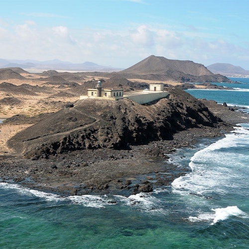 洛伯斯岛自然公园：从科拉雷霍往返渡轮票