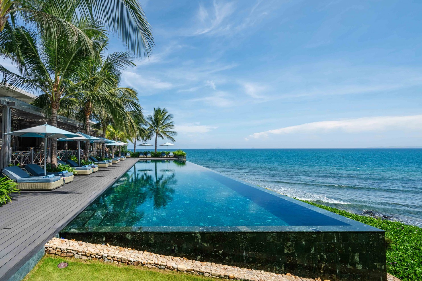 Unroasted coffee beans