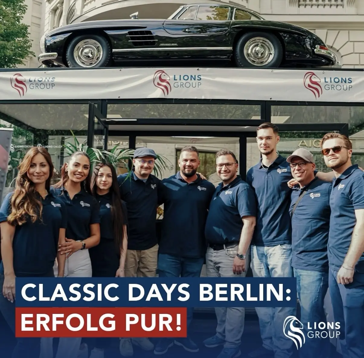 Lions Group Team Classic Days Berlin 2025 — Mercedes 300 SL Flügeltürer auf dem Stand-Dach am Kurfürstendamm — Oldtimer Versicherung Spezialmakler Berlin