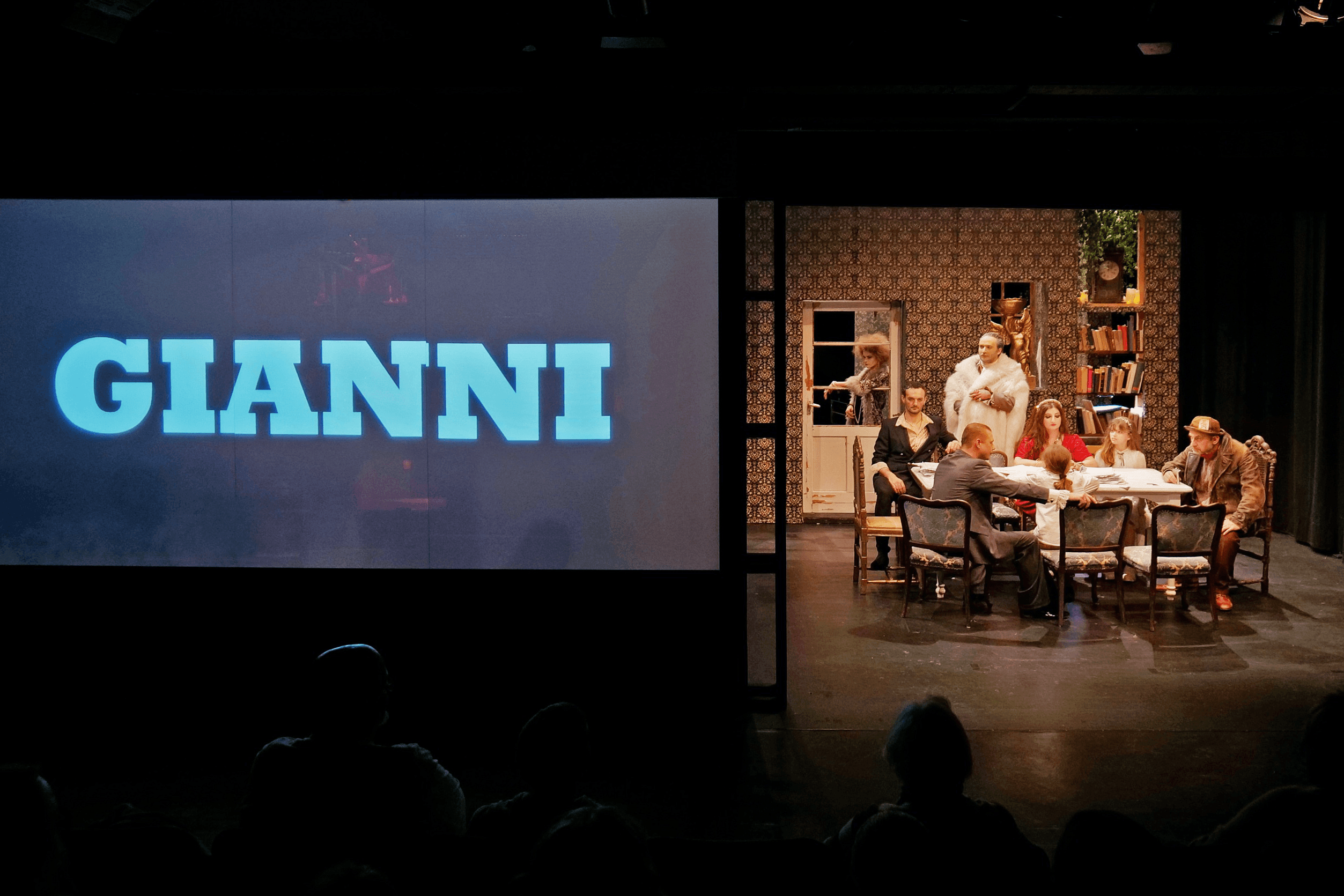 GIANNI színpadkép a tri-Bühne színházban
