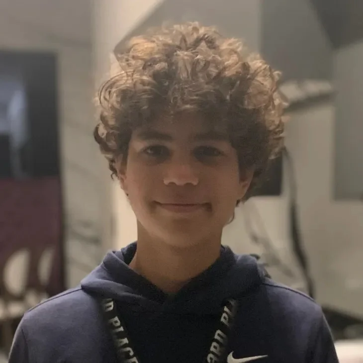 Portrait placeholder for Enzo Janoff
