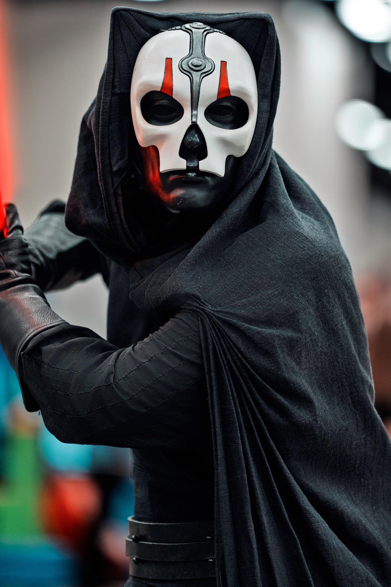 Darth Sith at Indy PopCon posing with lightsaber