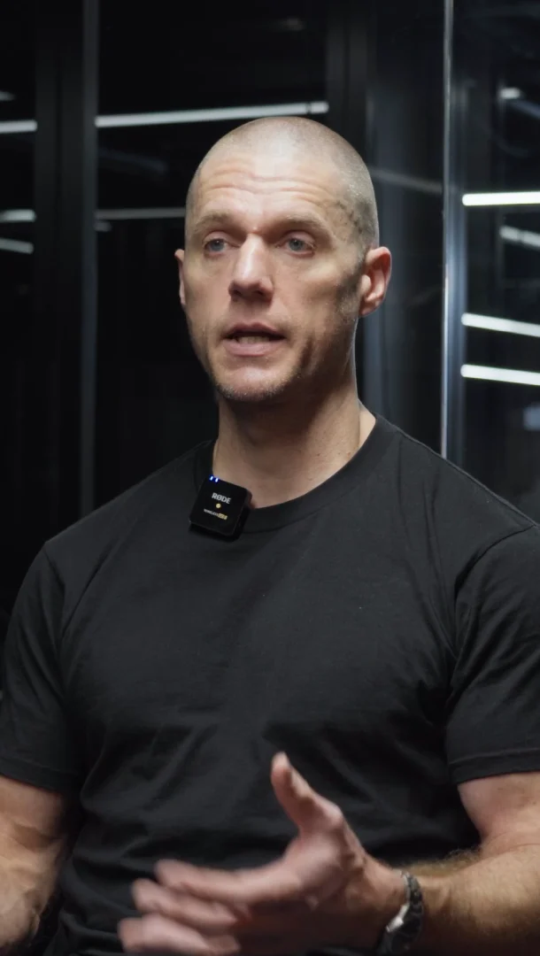 Sydney founder Brian Mulder sharing his personal training experience at Lockeroom