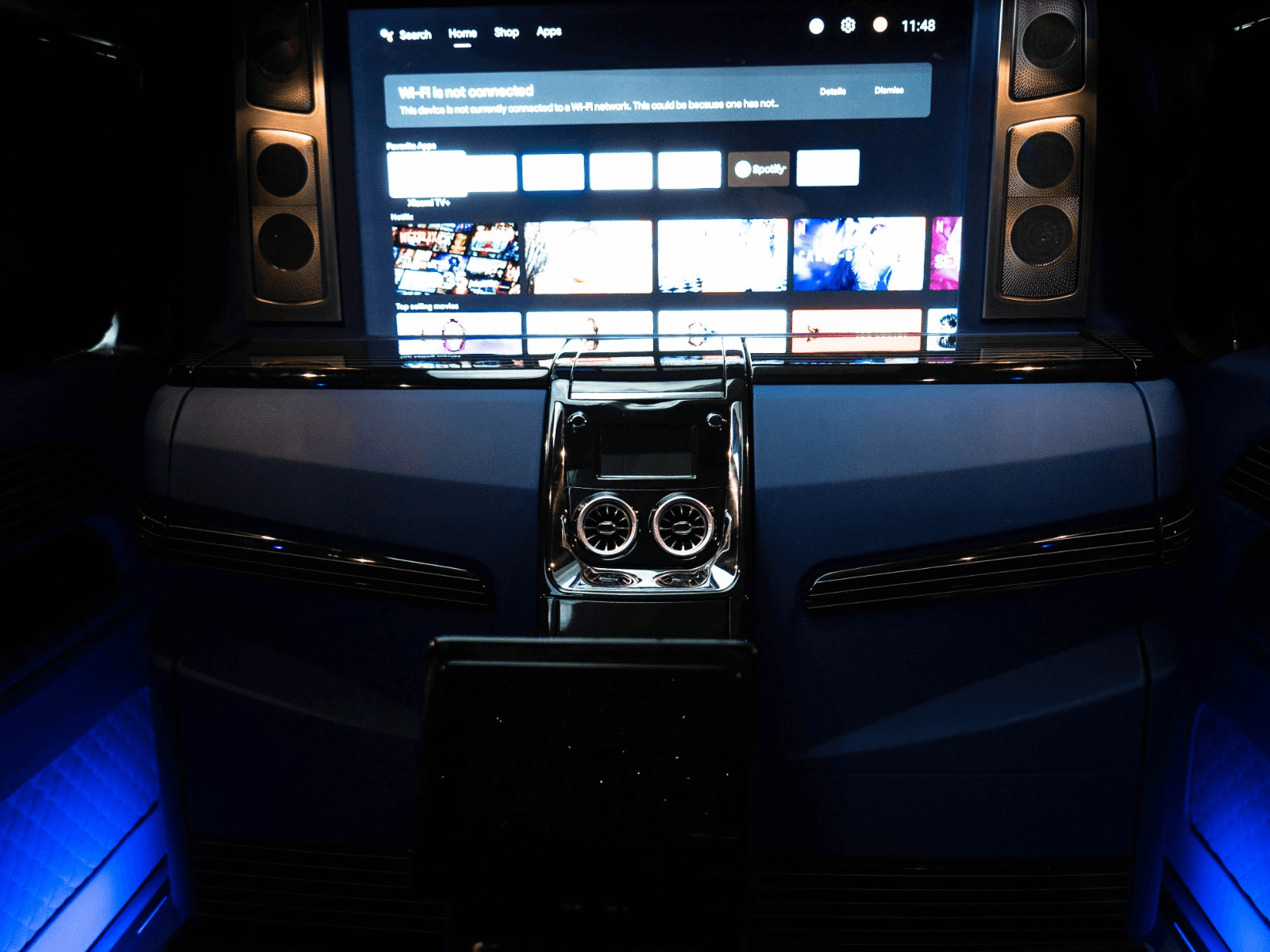 Mercedes Benz Mayback Van 