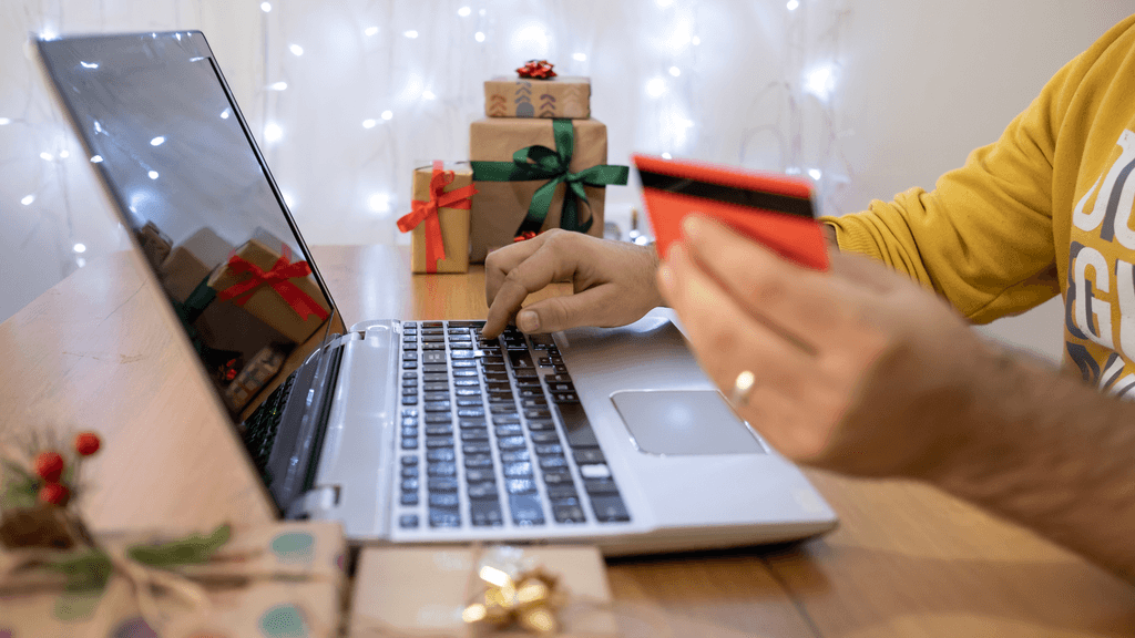 Avoid Gift Card Draining Scams This Holiday Season