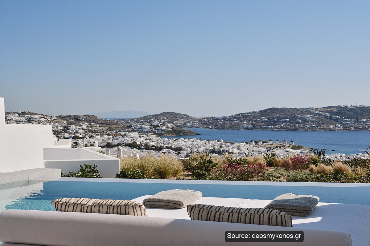 Myconian Deos – private pool and Mykonos view