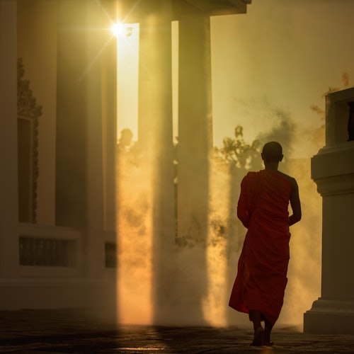 僧侶的早晨例行公事