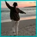 Sonniges Profilbild für Bewertungen auf unserem AI-Linkedin-Fotogenerator