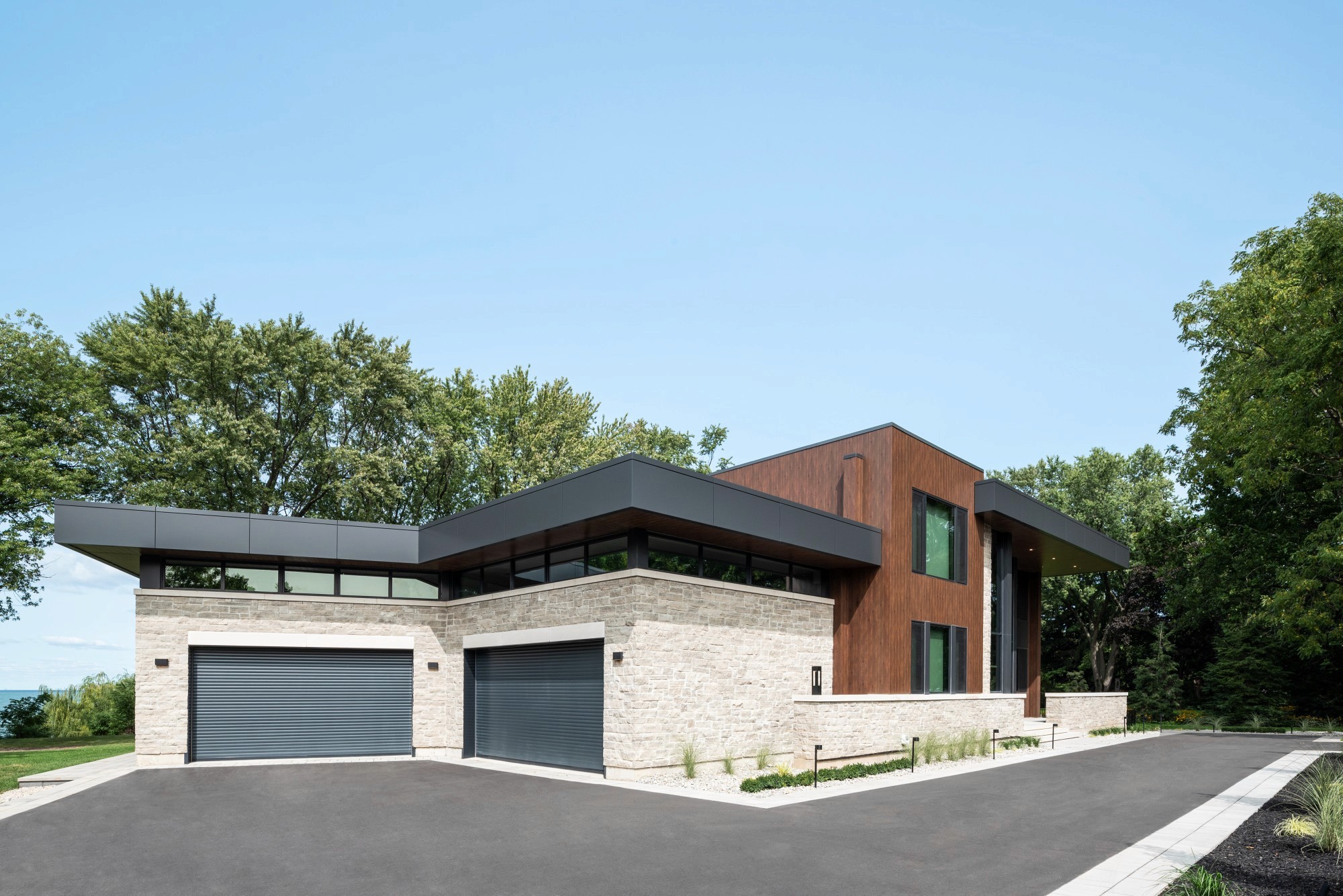 Luxyclad St. Catharines