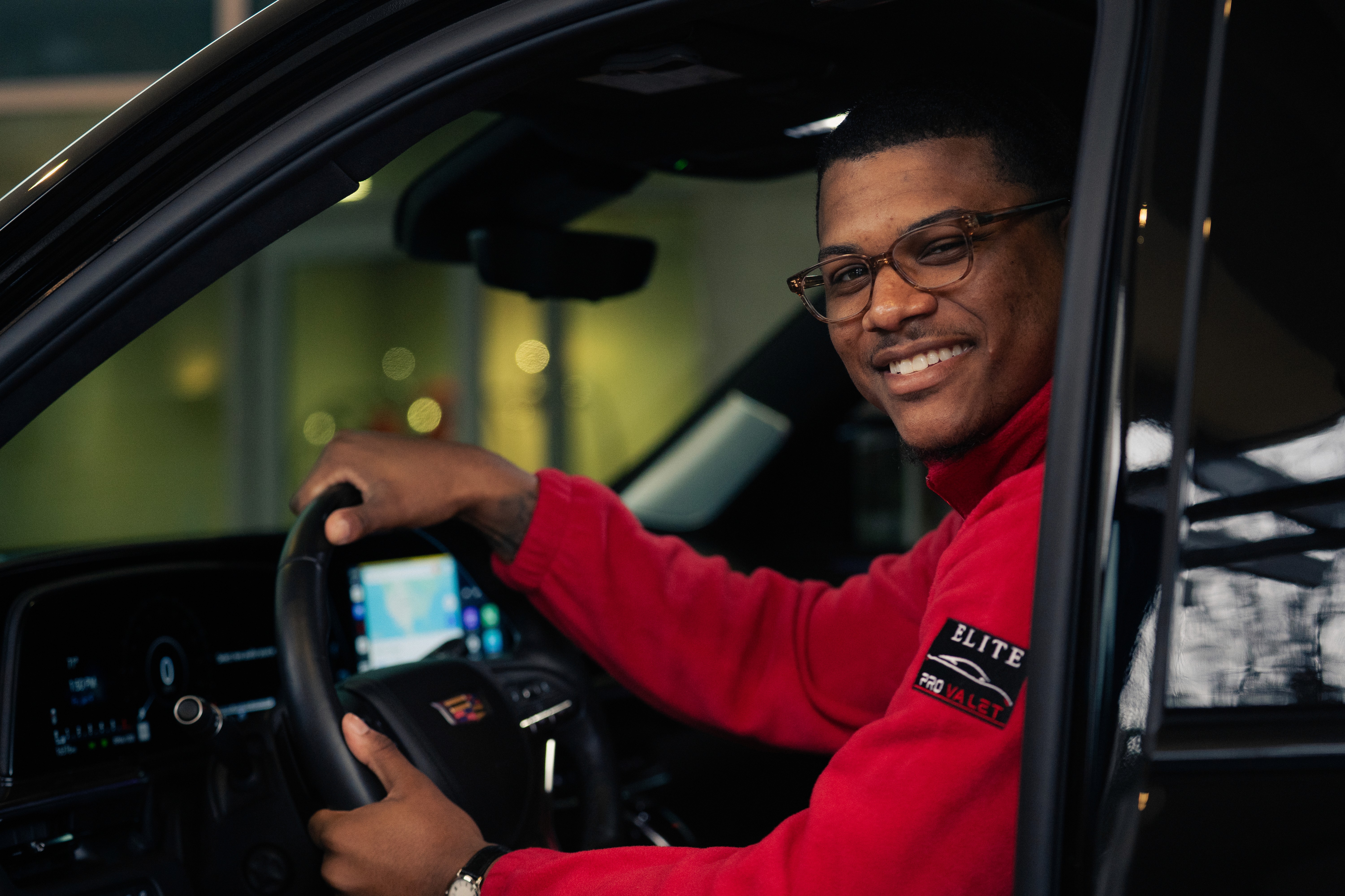 Dynamic picture of a cyclist riding downhill