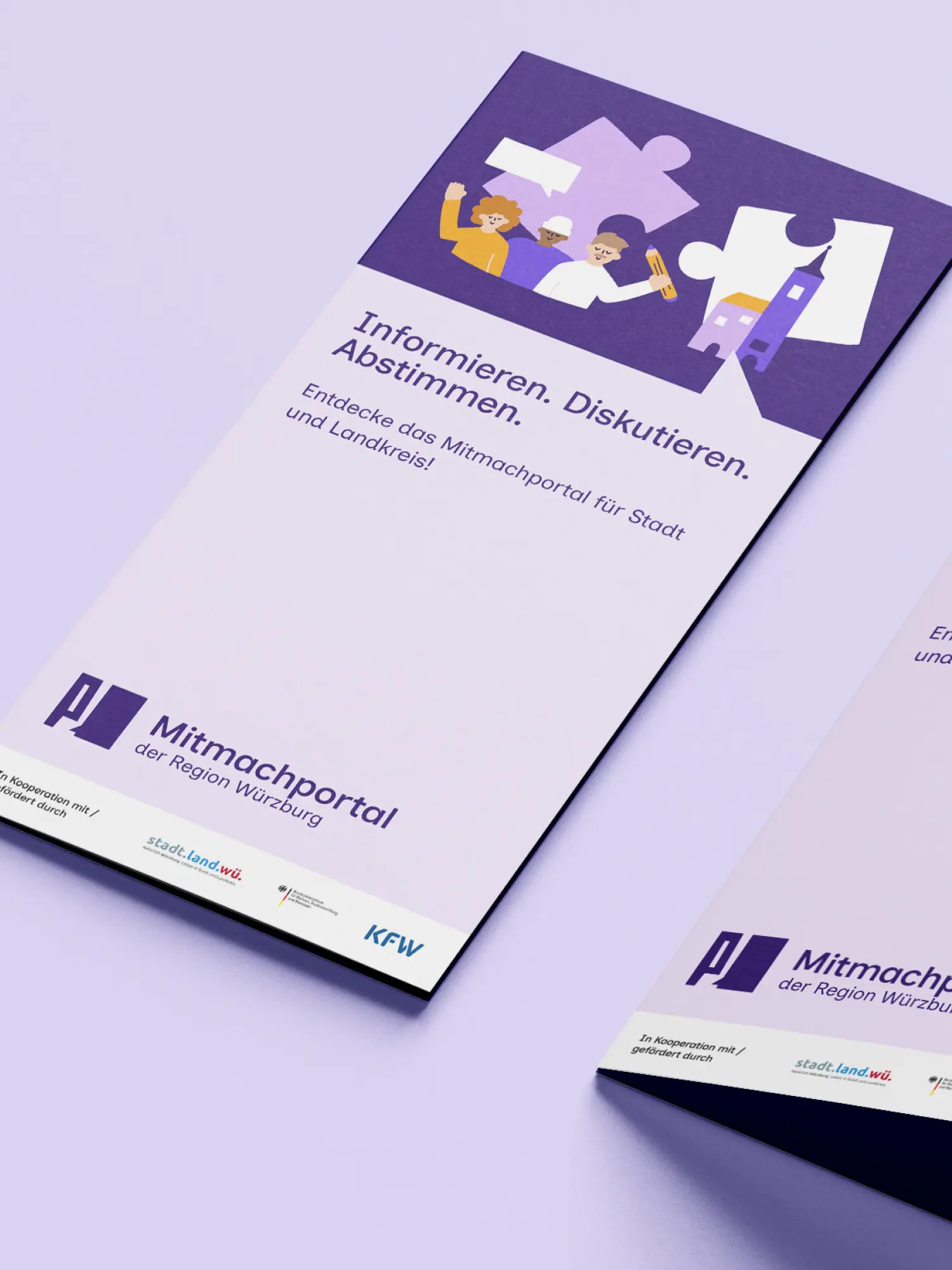 Flyer-Mockup „Informieren. Diskutieren. Abstimmen.“ zum Mitmachportal der Region Würzburg.