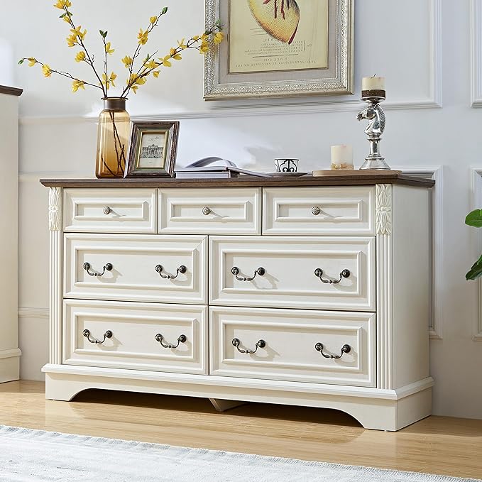 Vintage farmhouse dresser – A stylish and functional furniture piece, perfect for any modern home.