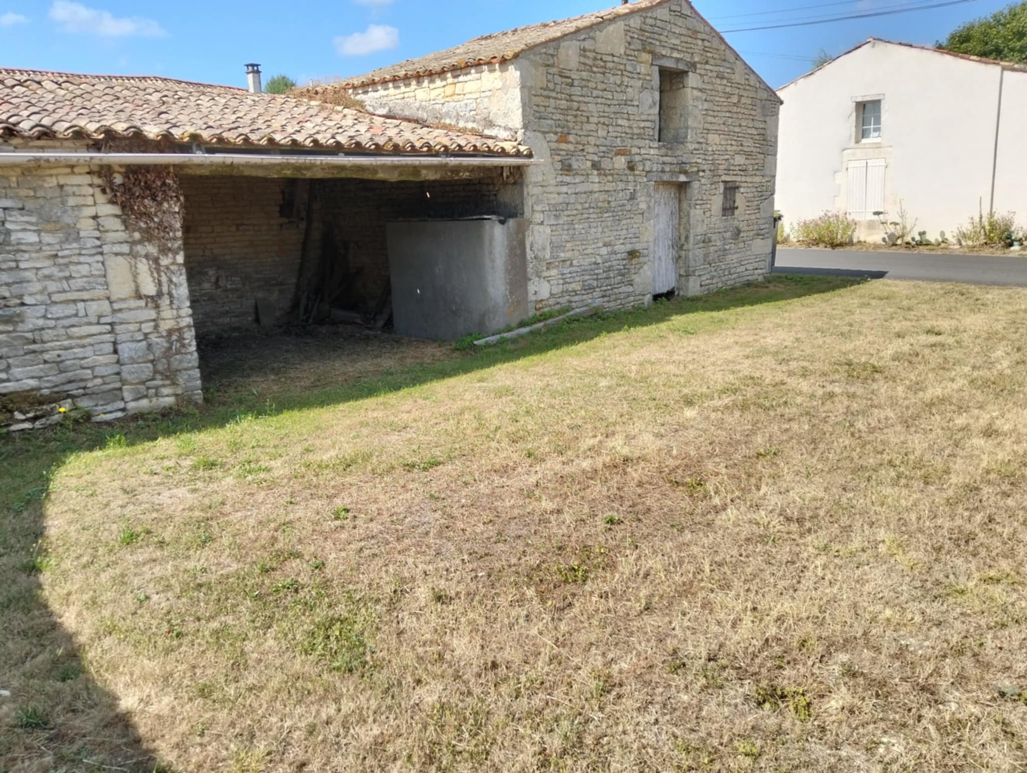 terrain +vue d'ensemble