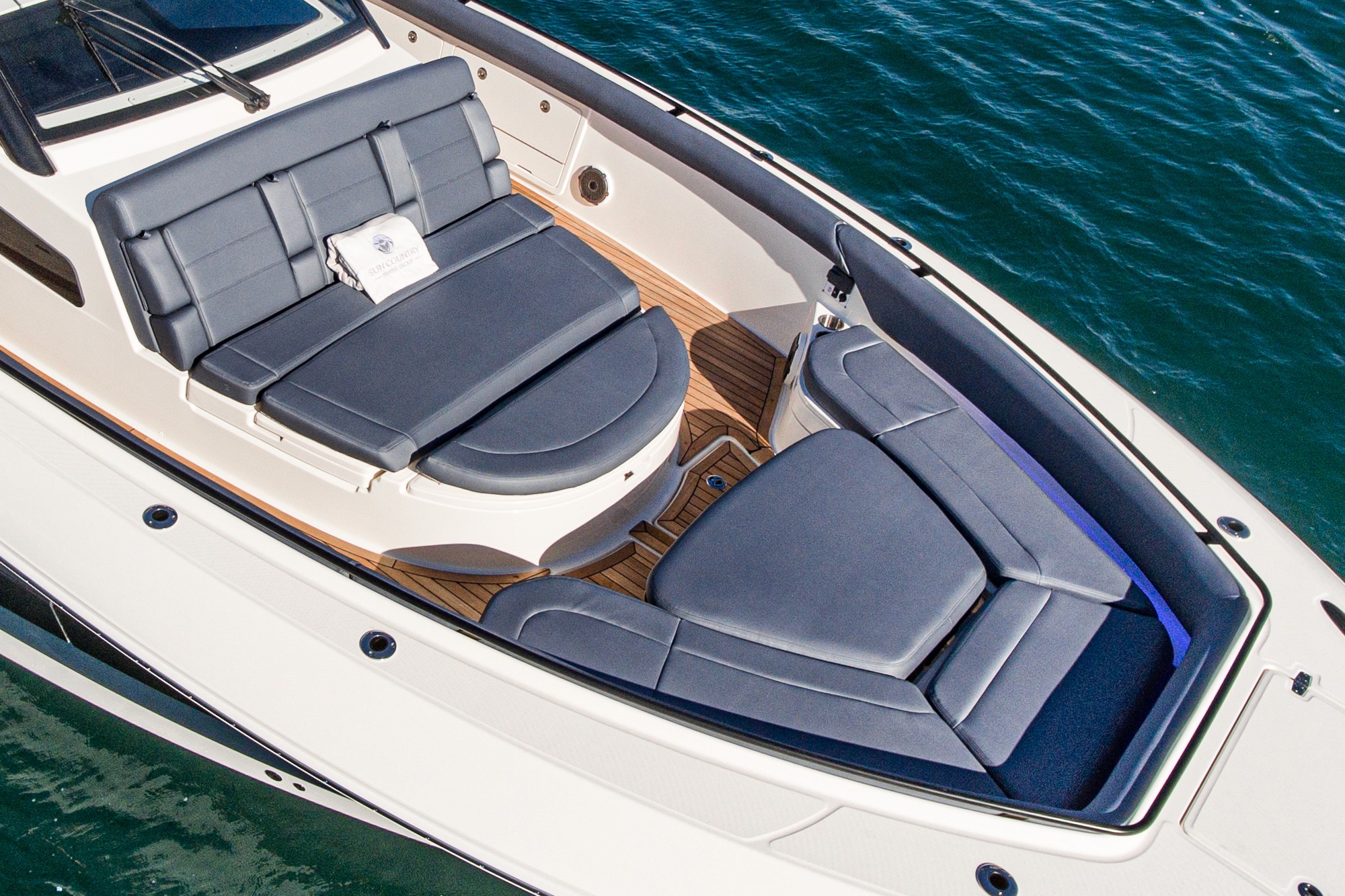 Newport Beach Yacht Charter. Newport Beach Yacht Rentals Boston Whaler.
