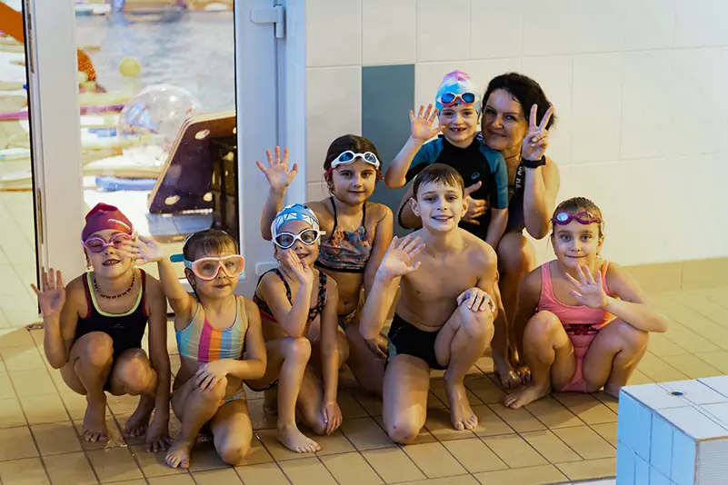 deti mavajici ve skupine