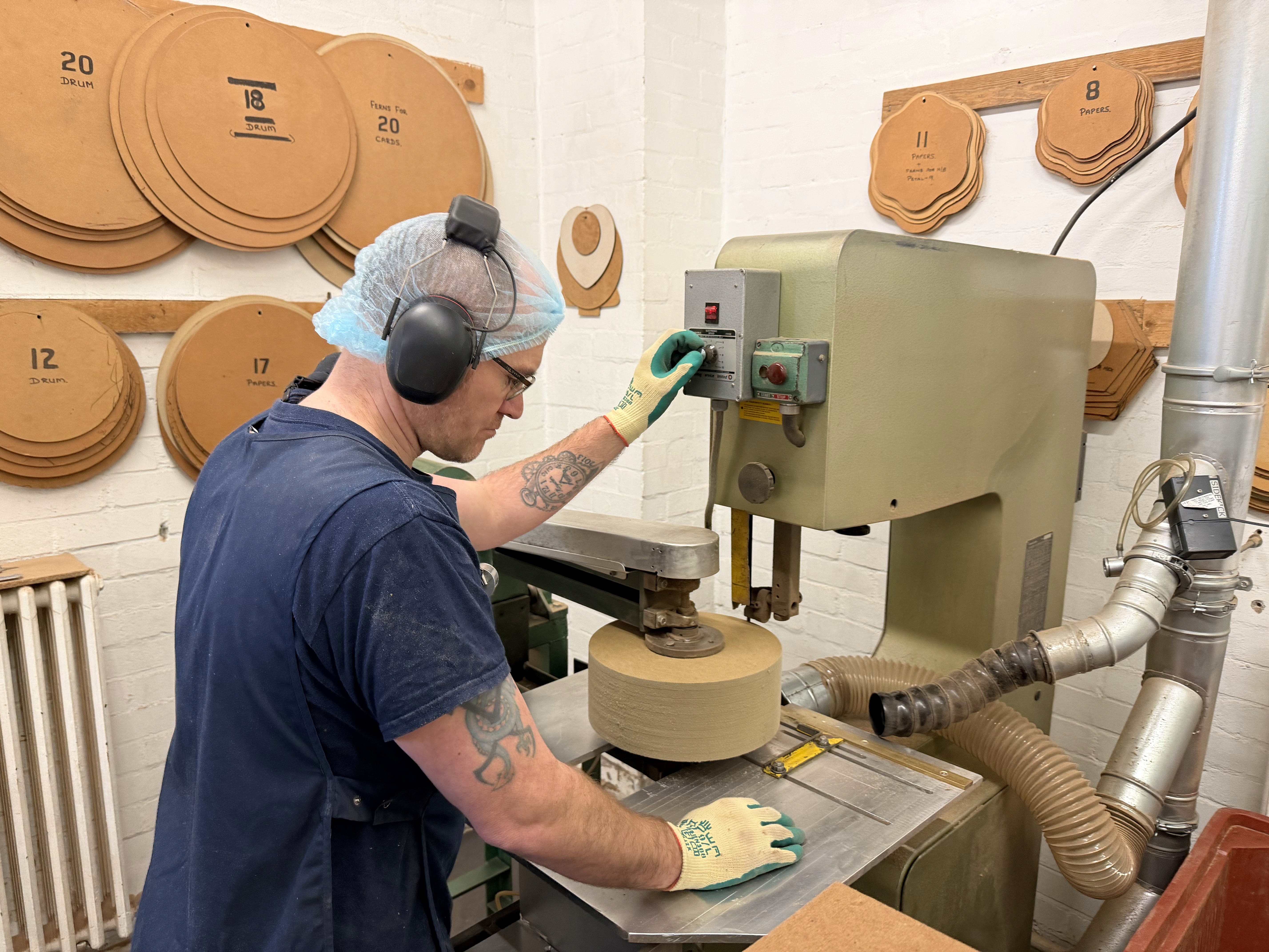 Monitoring woodworking in joinery shop
