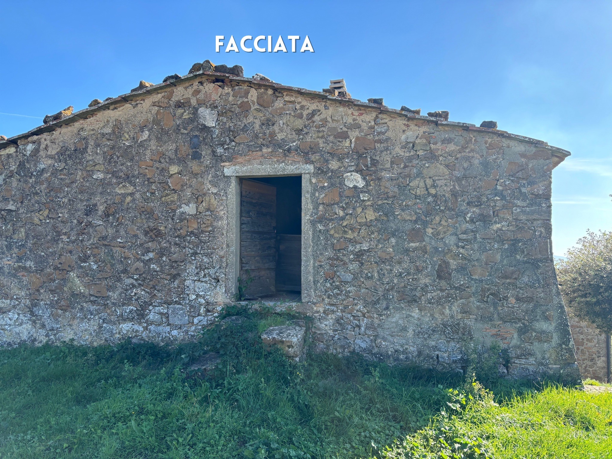 Casale Vista Provenza, soggiorno con travi a vista, Roccatederighi Maremma Toscana