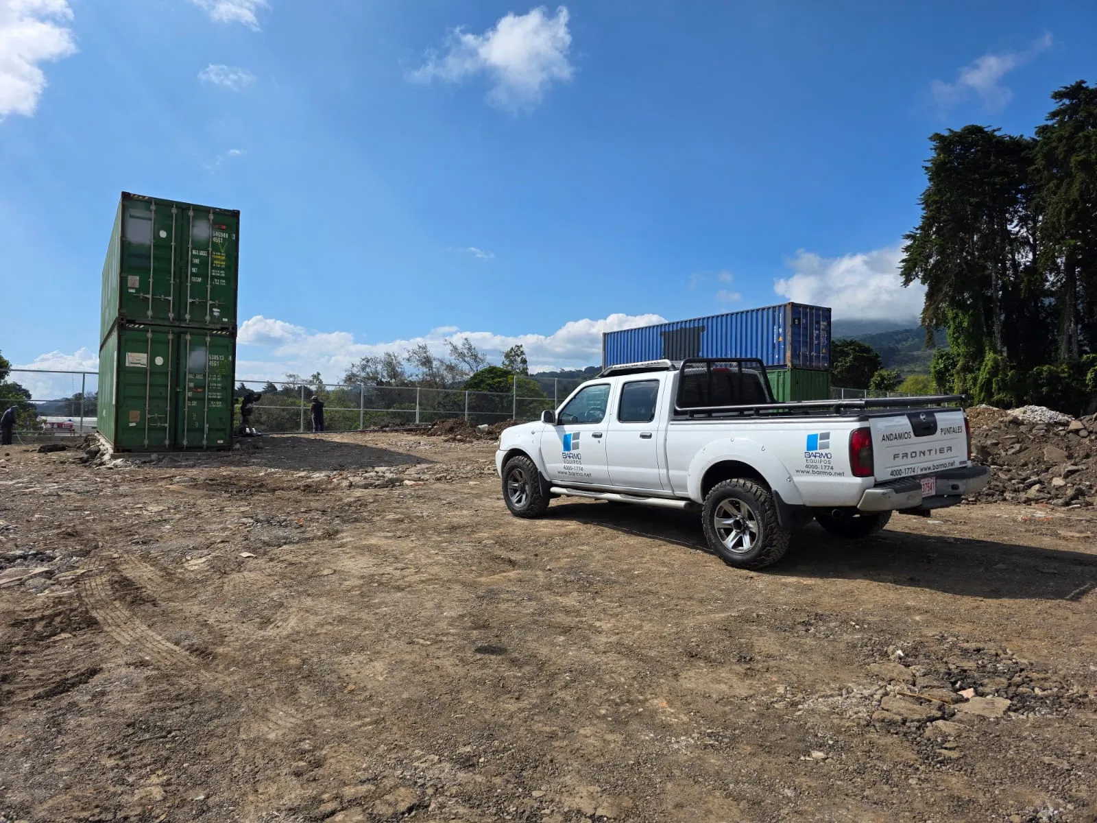 Puntales reforzados para obras civiles en Heredia