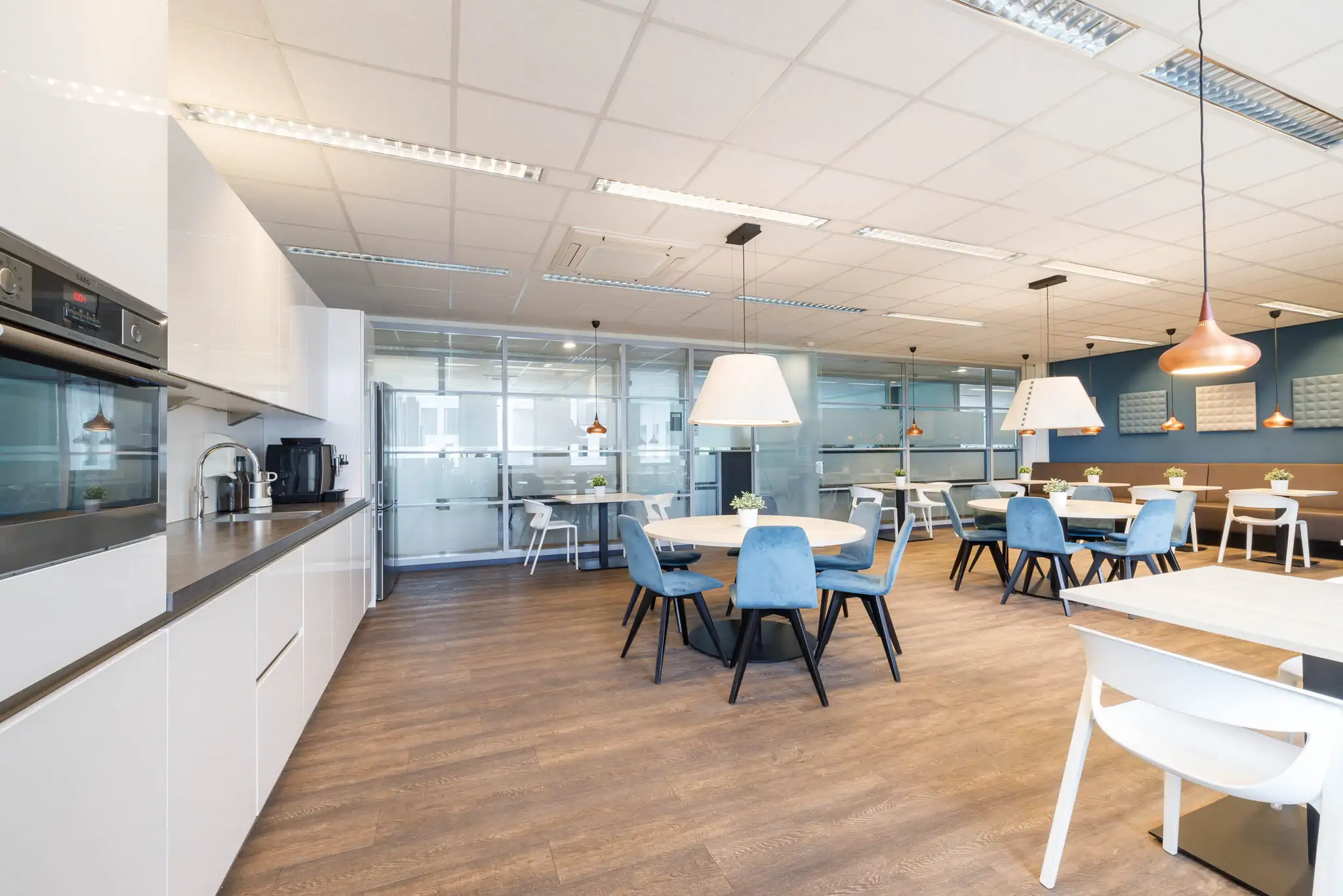 Nieuwe kantoorinrichting Bavinckhouse door Perla