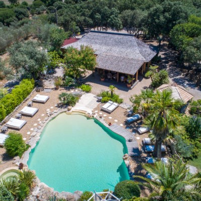 Piscine et jardin de la Villa Vanille, hôtel de charme