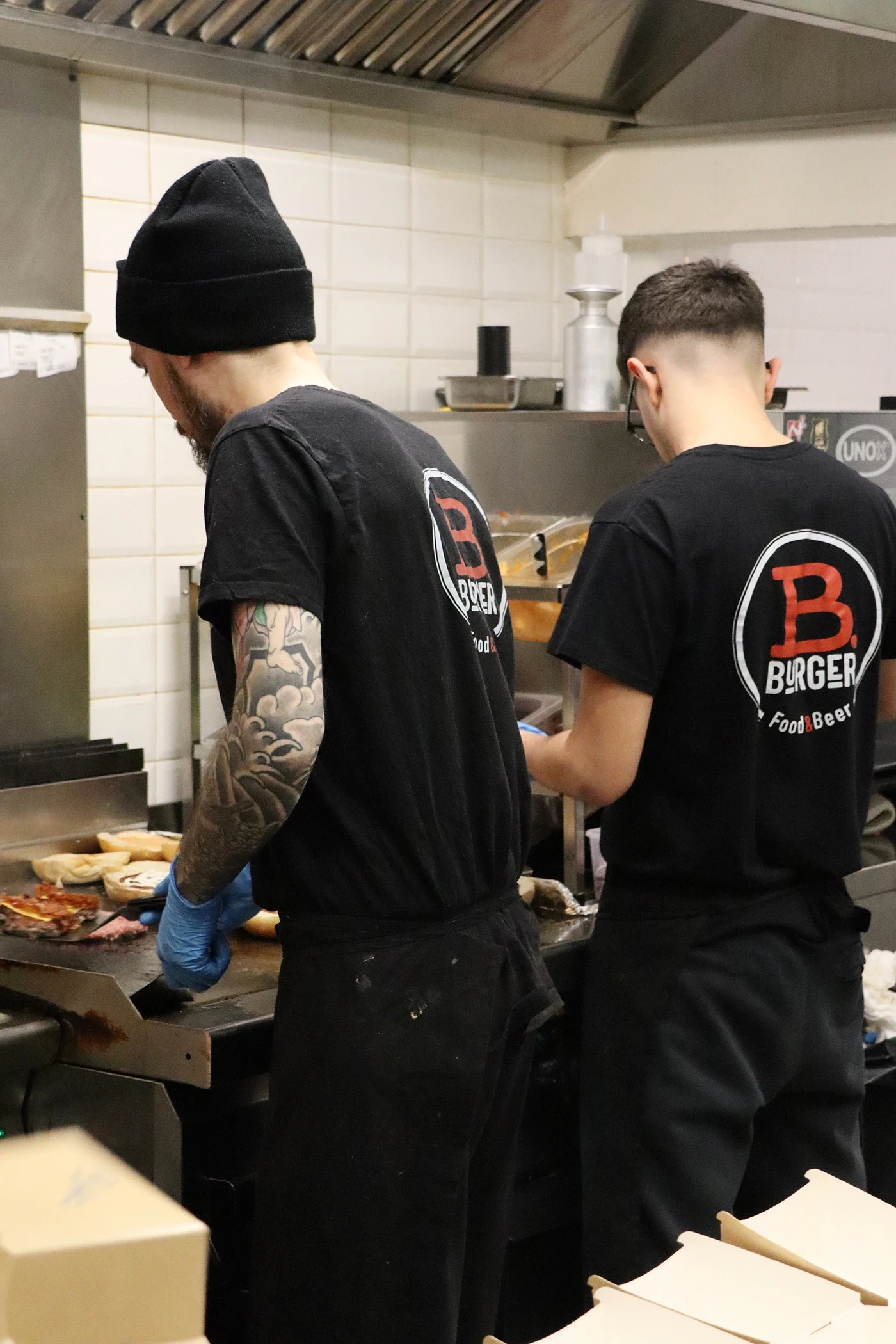 Scatto per IGI AMA prodotto da Aura Studio di Genova: fashion content dal carattere fresco e autentico, pensato per la strategia social del brand.