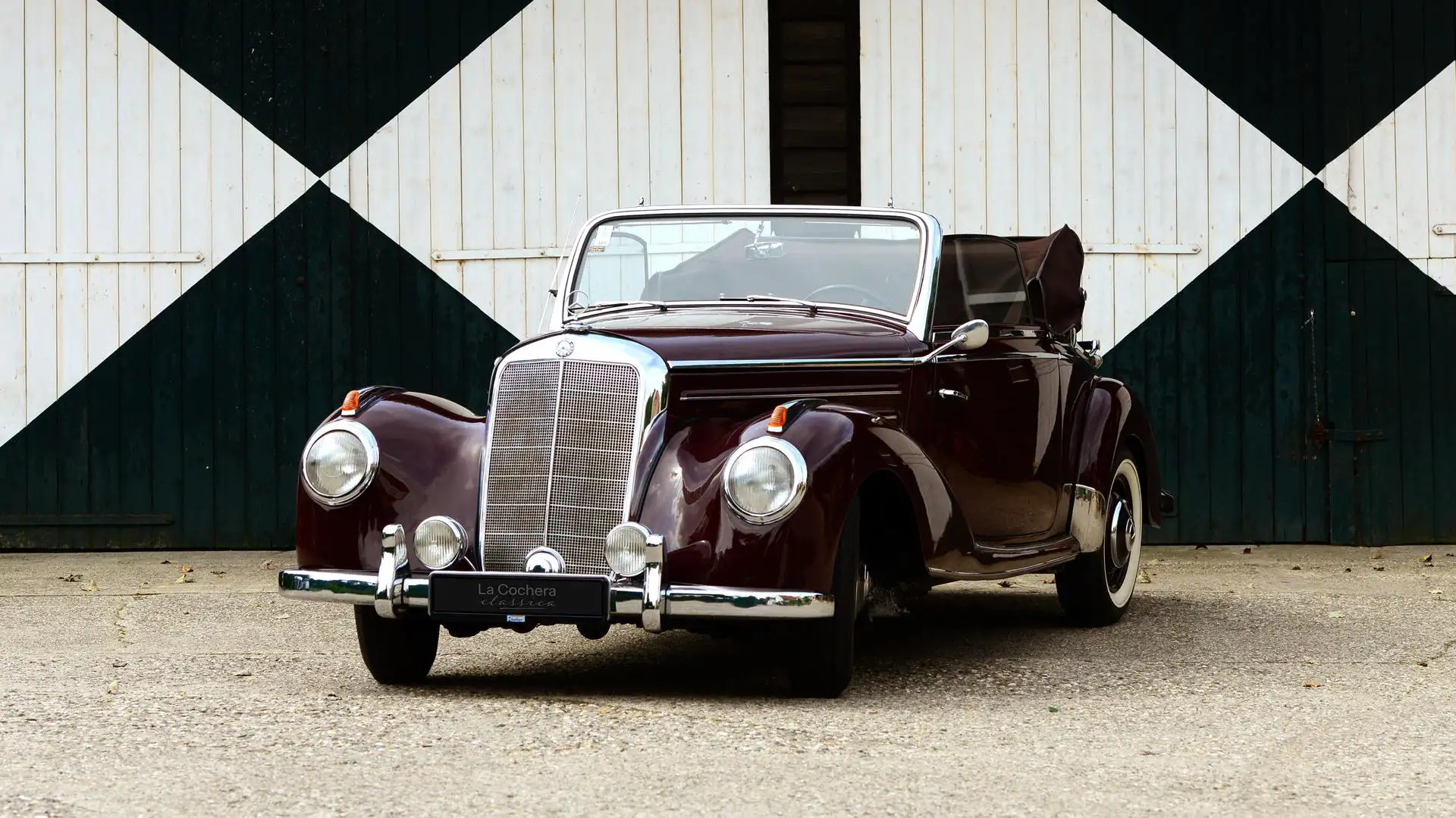 Mercedes-Benz 220A Cabriolet