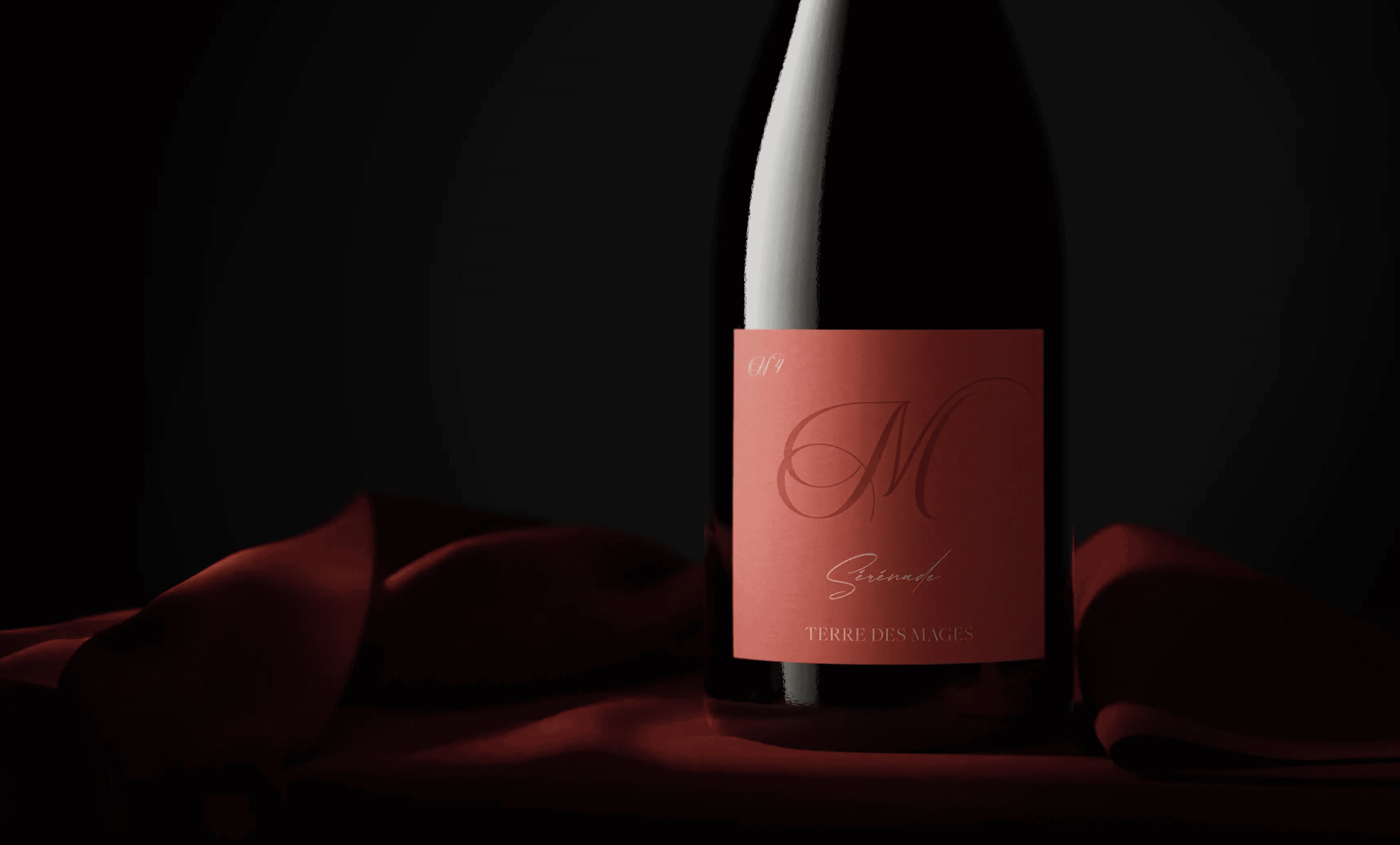 Etiquette de vin sur une bouteille