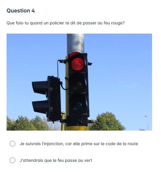 Examen théorique d'essai pour le permis de conduire B comme à l'examen réel