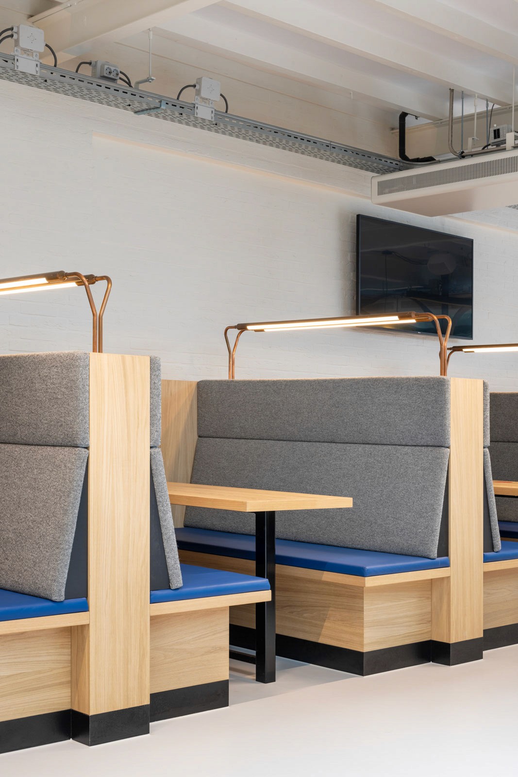 Mollie Payments founders club booth seating by Positive Space