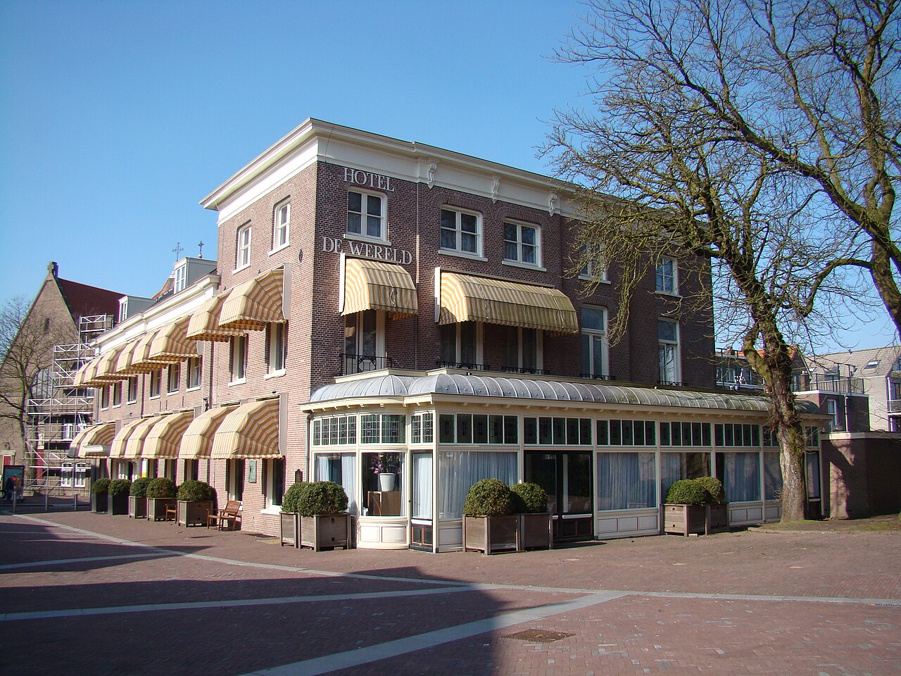 Zicht op een hotel in Wageningen. Als verhuisbedrijf is dit het werkgebied (Wageningen) van Verhuisteam Blauw