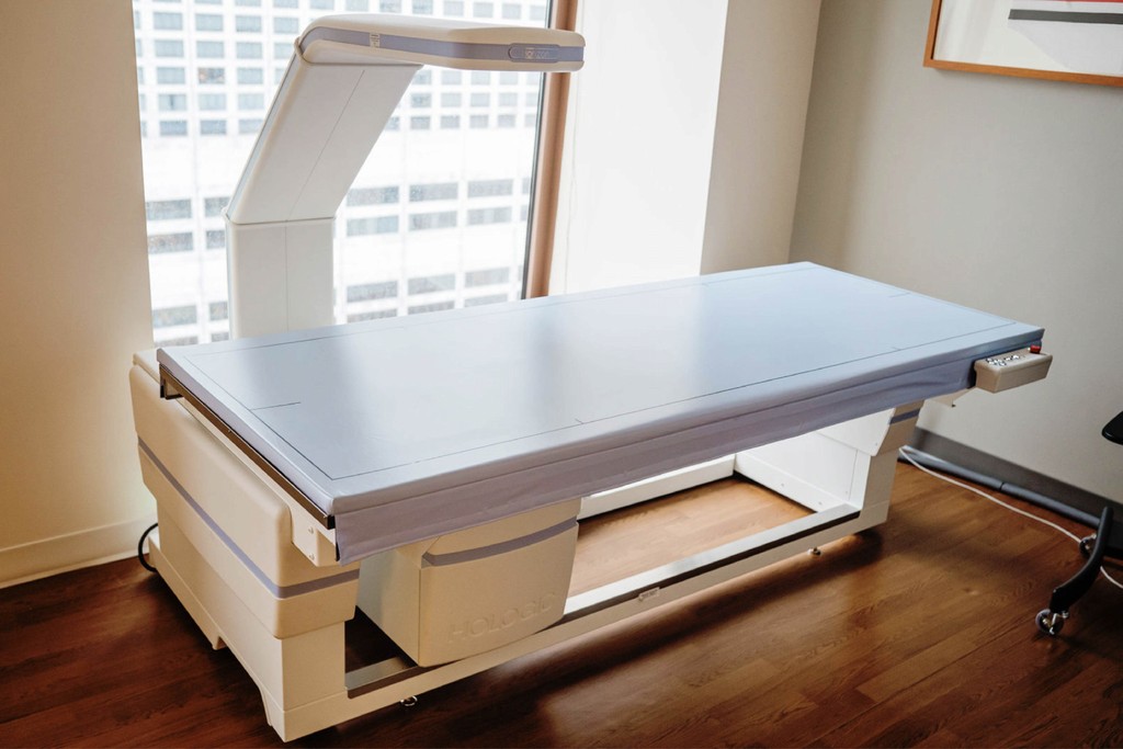 DXA machine used for body composition and bone density scans at Harper Health Glenview.