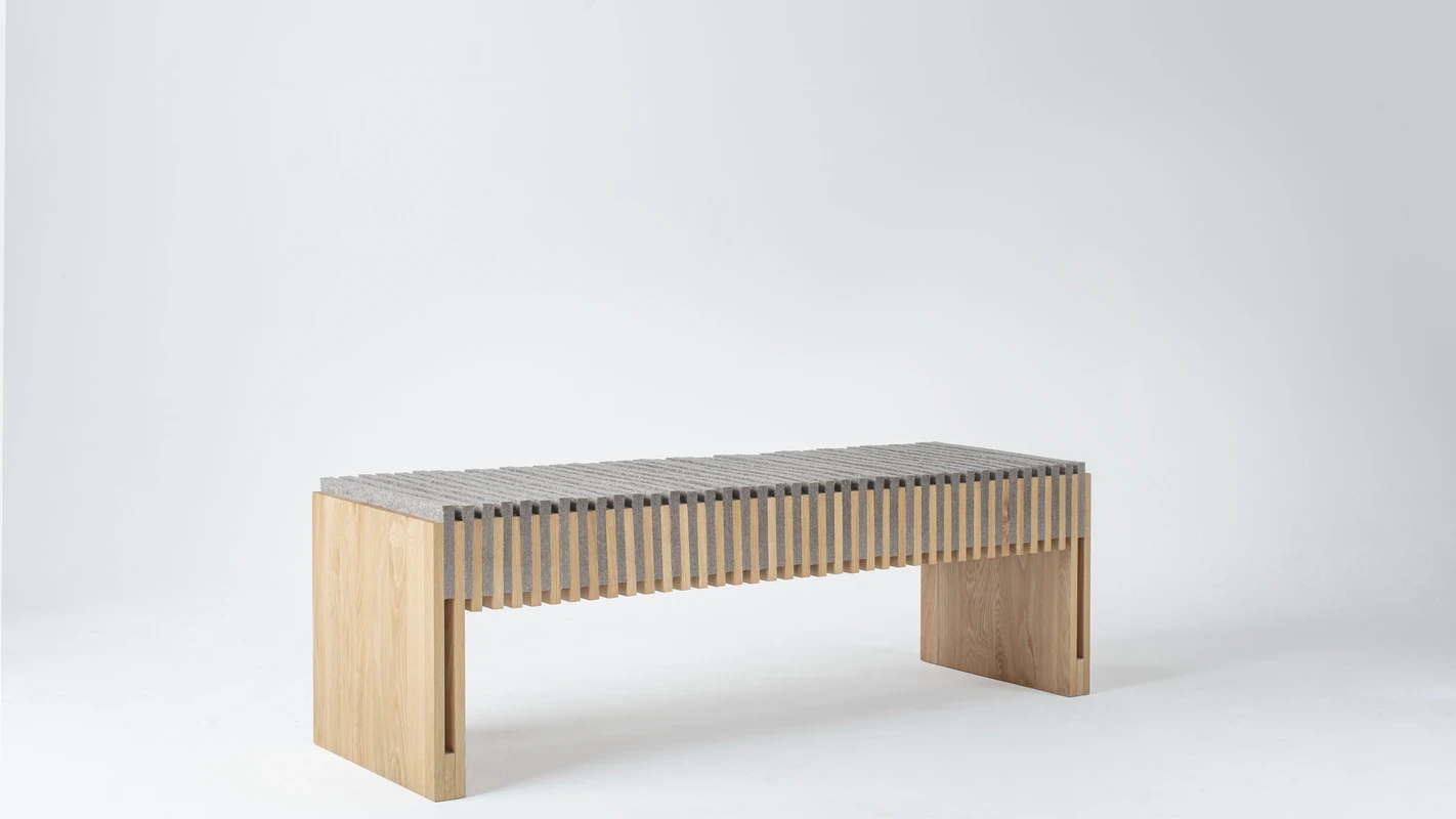 Mobilier sur mesure en bois massif, exploration des volumes et du vide