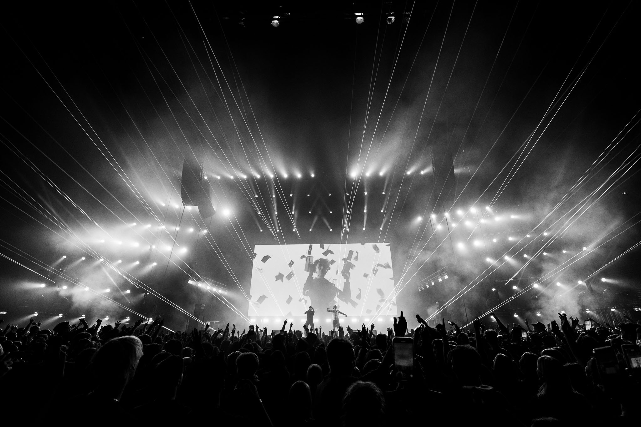 Live music production with 9 cameras capturing Soppgirobygget at Avicii Arena Stockholm