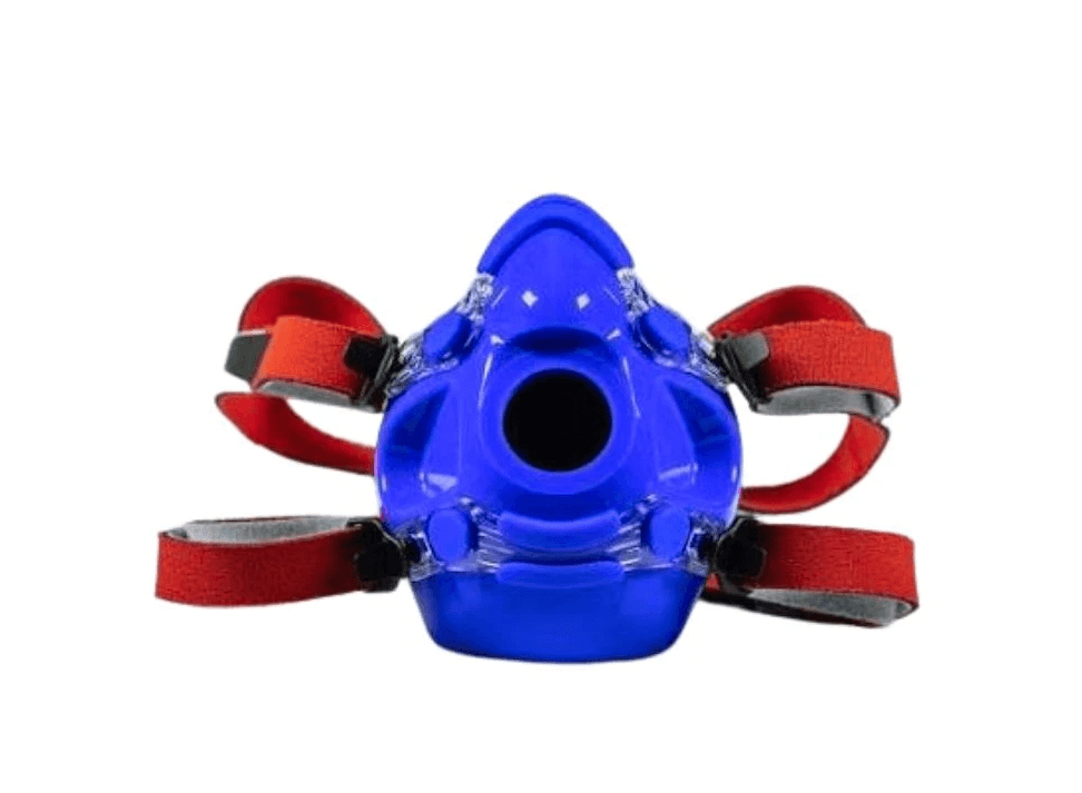 VO₂ max breathing mask used during cardiovascular fitness testing.