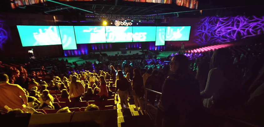 upload video thumbnail