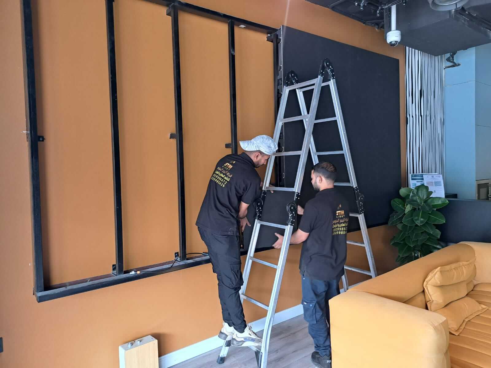 تركيب LED للمكتب