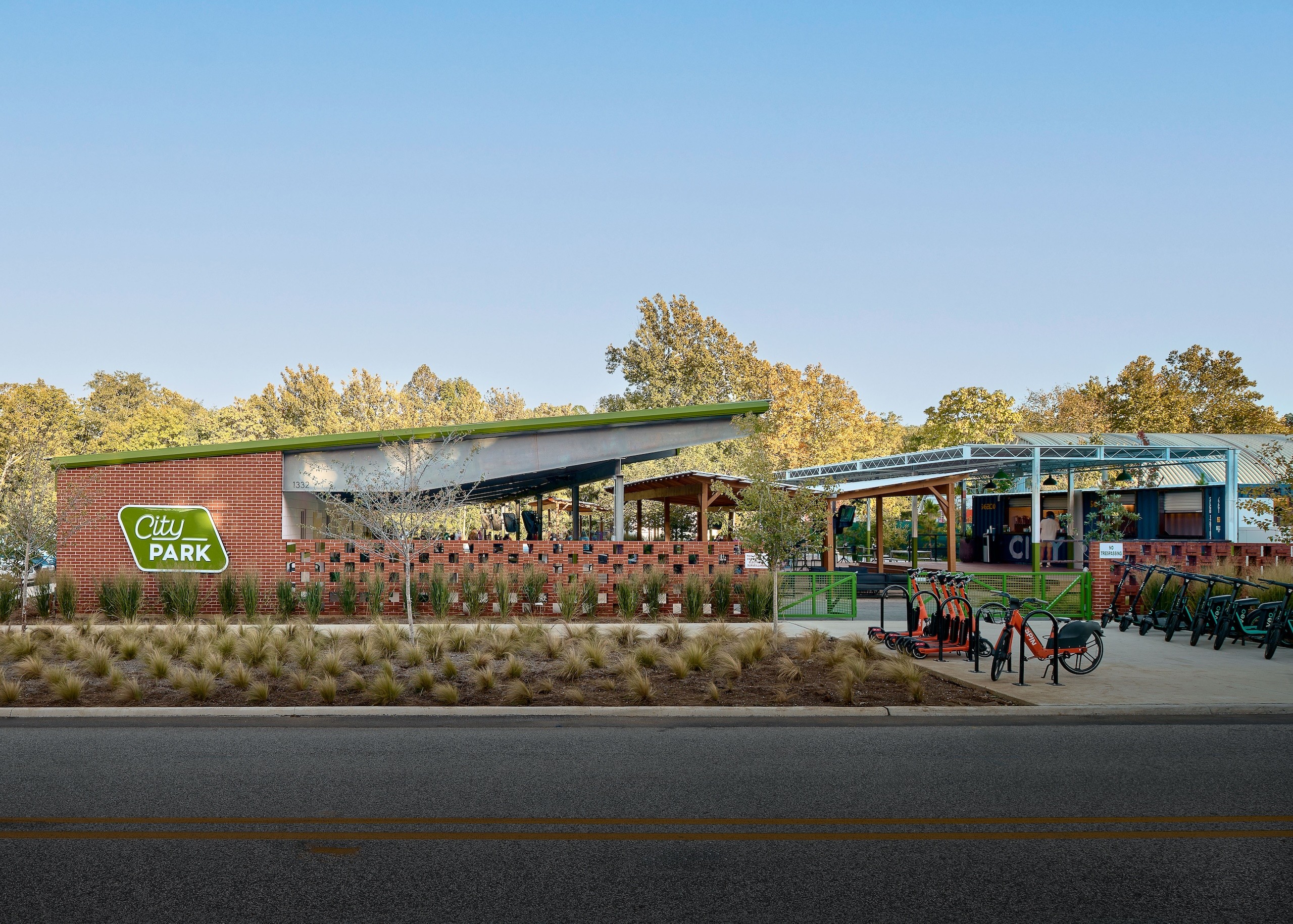 City Park outdoor restaurant and bar in Fayetteville, AR