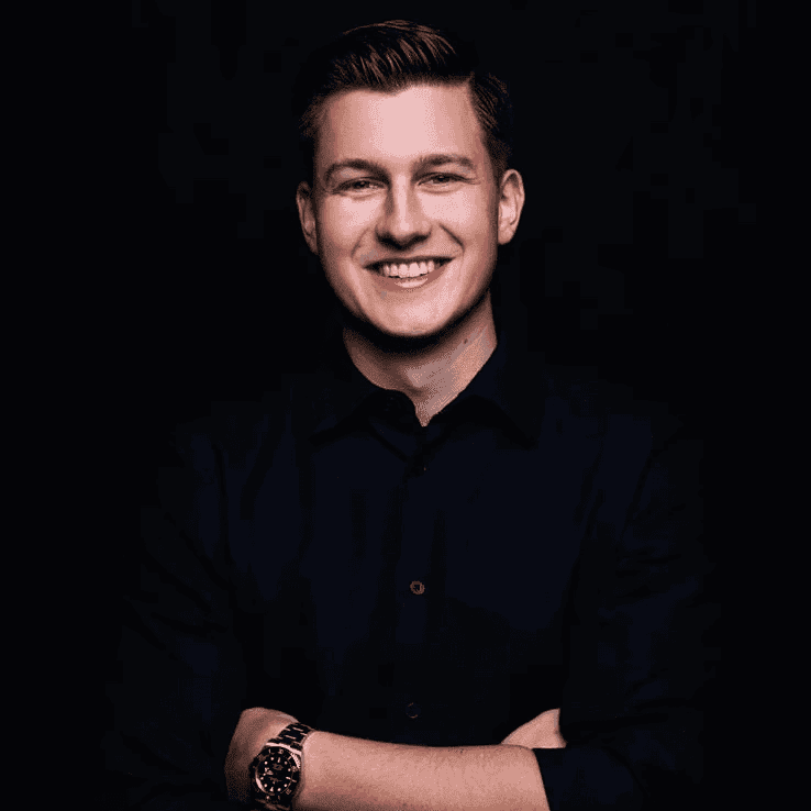 Kundenbewertung von Robin Sprick, CEO von Solarwart, über die Zusammenarbeit mit Webnity X.