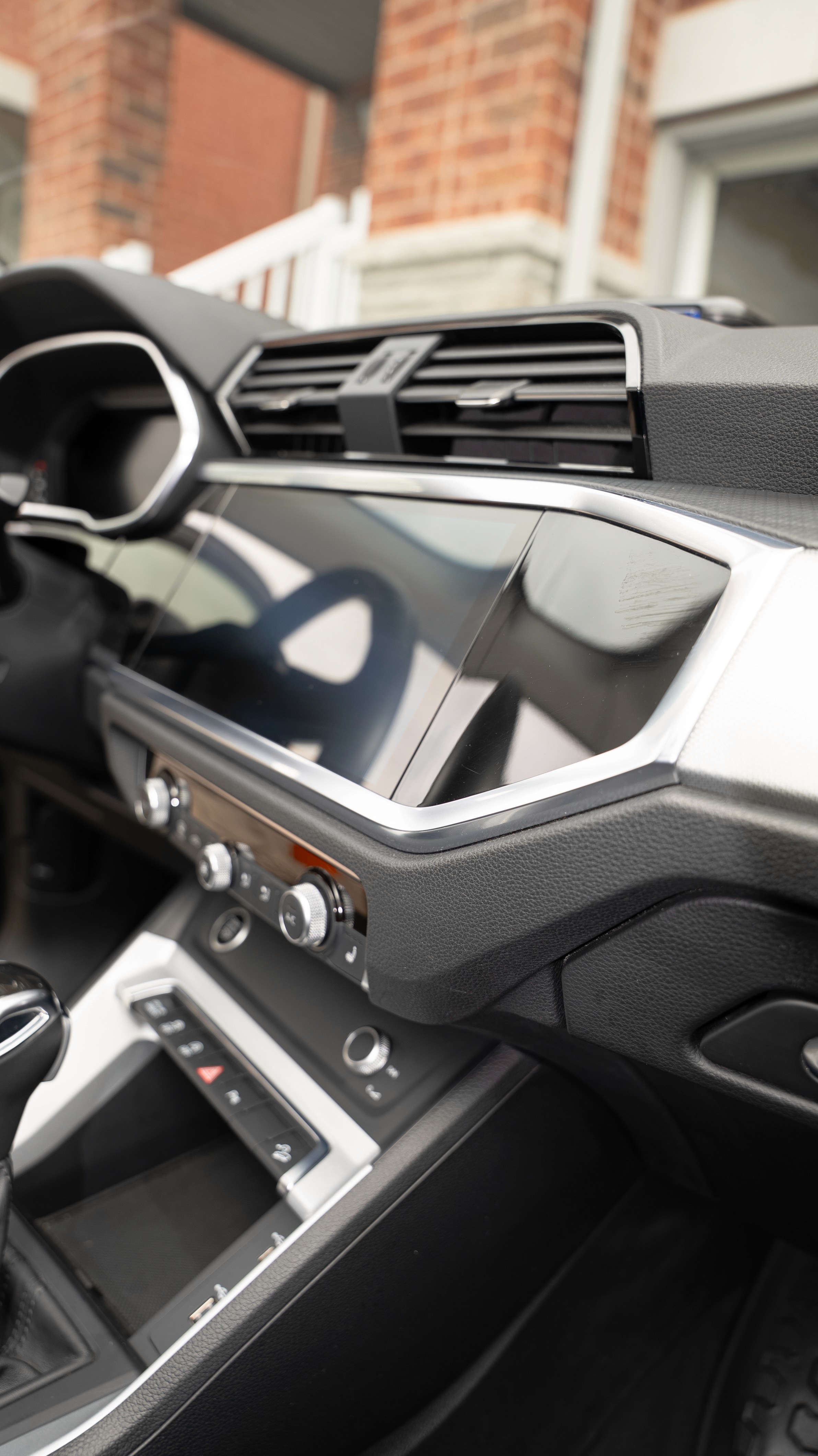 Metro Auto Spa air revive smoke odor removal Toronto