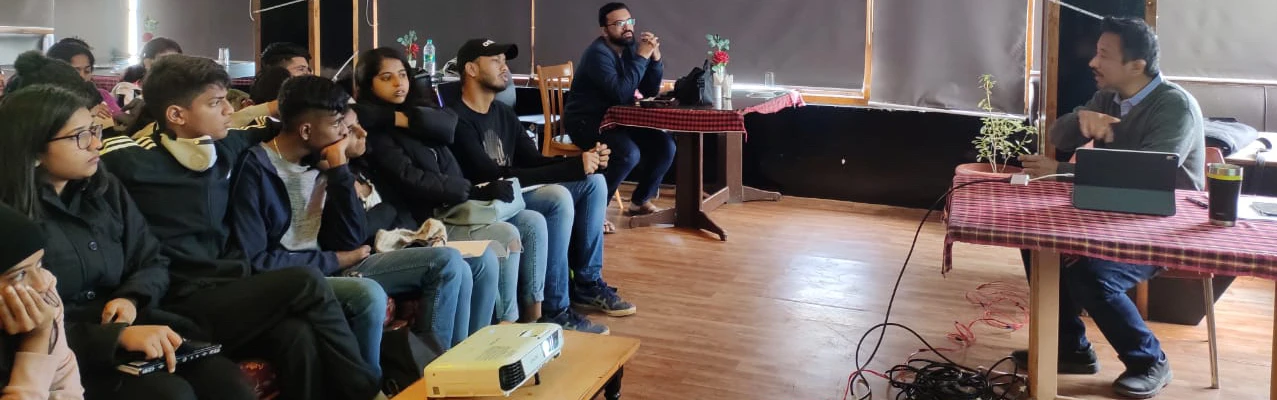 The role of technology in crafting customer experience