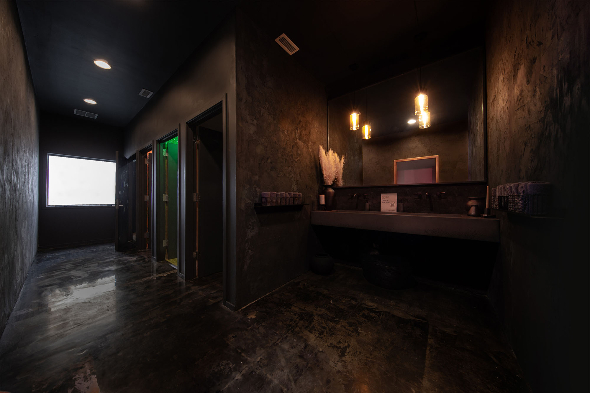 A wide photo of the washroom in Particle Studio in Seattle, WA. 