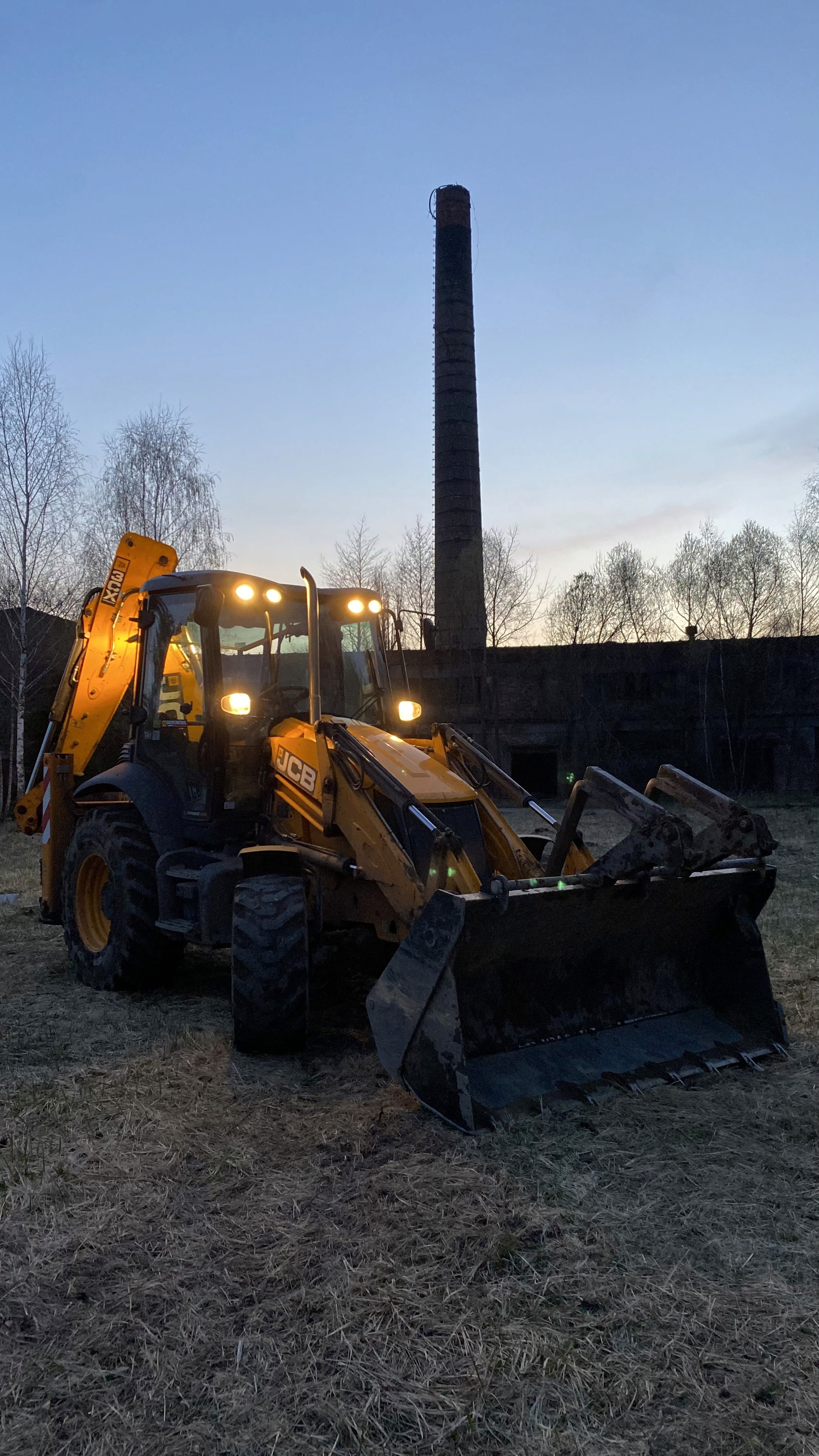 Koparko-Ładowarka