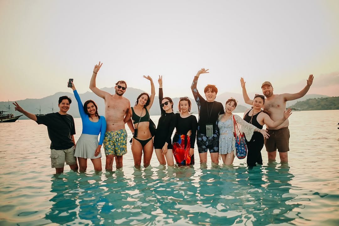 A perfect Labuan Bajo vacation for friends and families