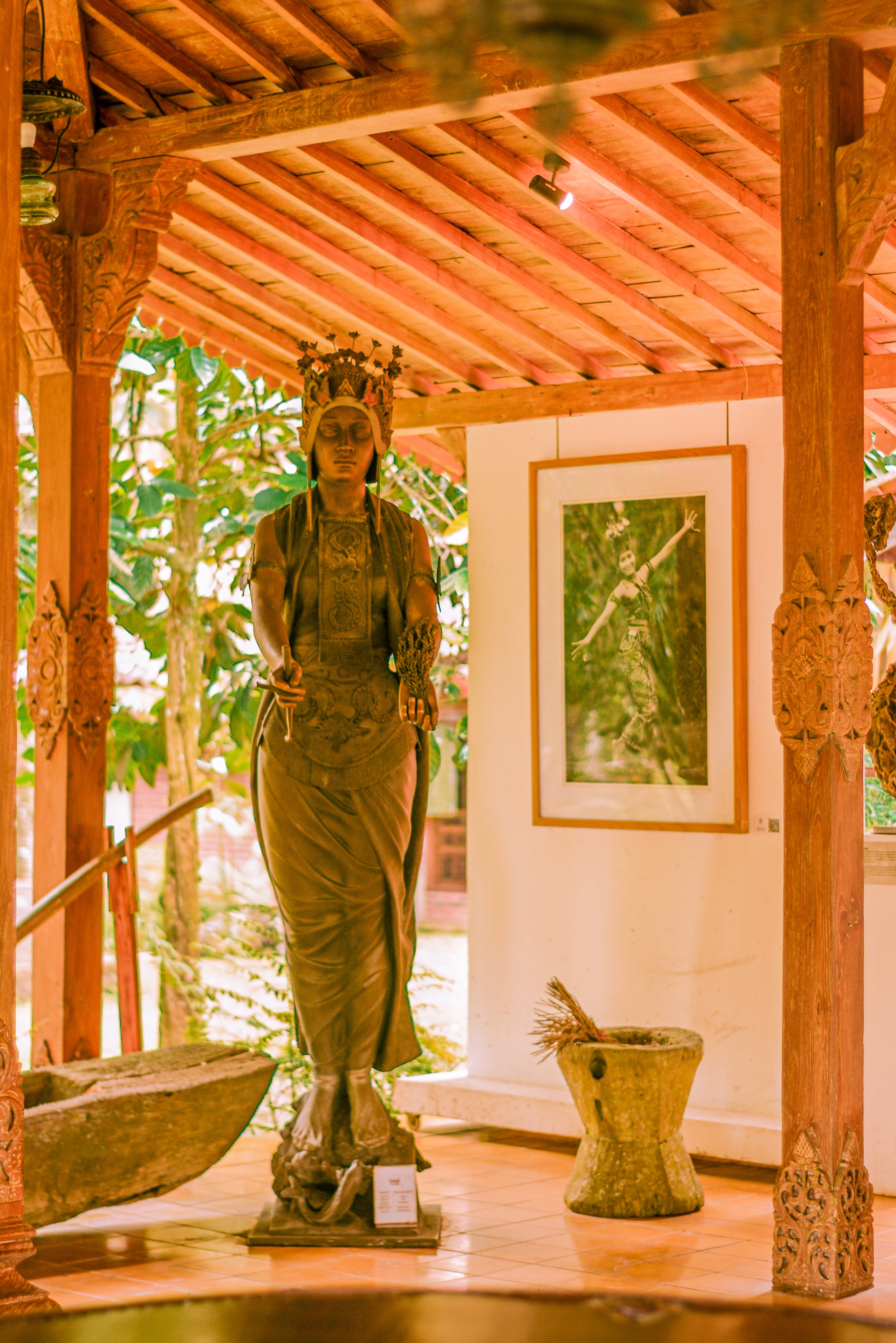 Statue of Taman Gandrung Terakota Banyuwangi